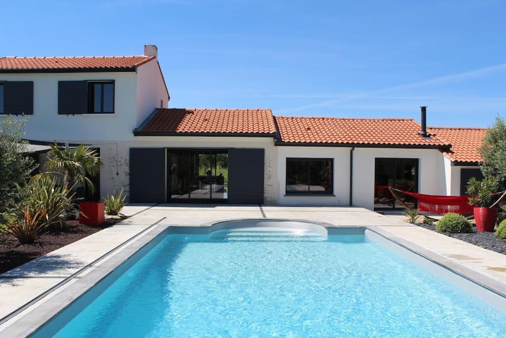 Villa Grand Standing Avec Piscine Proche Nantes La Chapelle-Heulin Exterior foto