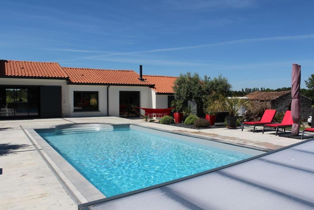 Villa Grand Standing Avec Piscine Proche Nantes La Chapelle-Heulin Exterior foto
